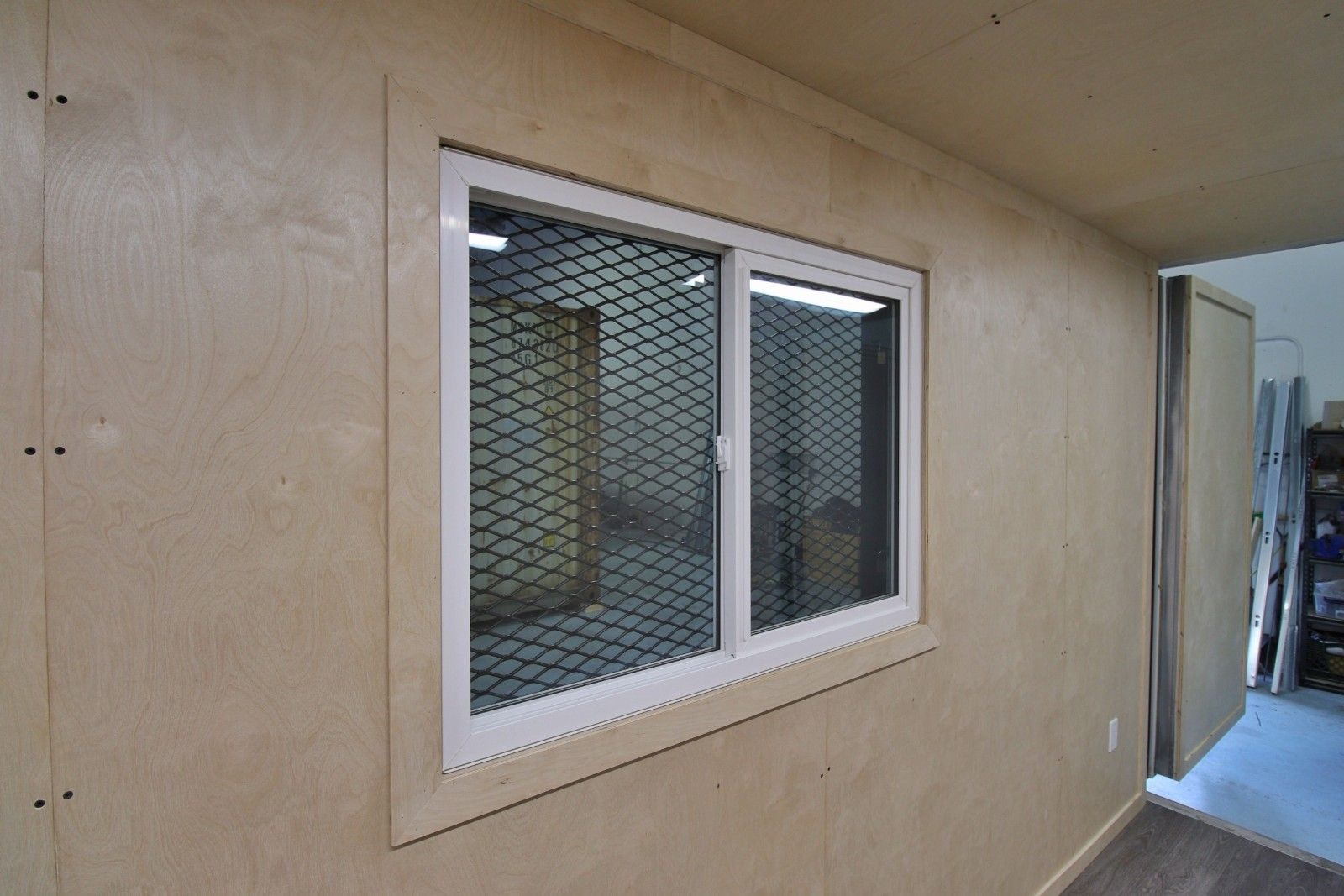 40&rsquo; Office CUBE &ndash; Wood Finished - Container Services Pty Ltd