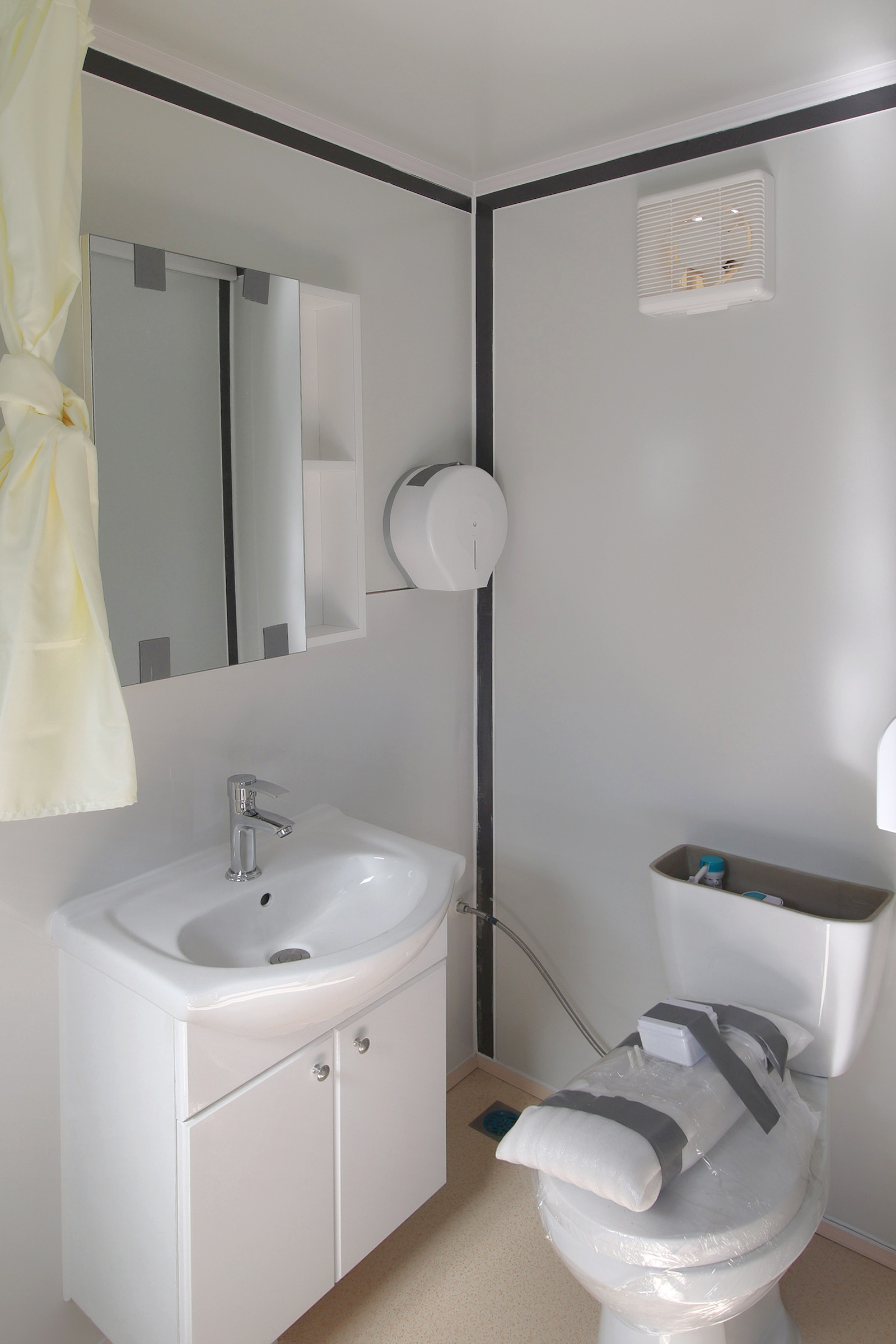 M&B | Modular Housing Pod - Container Services Pty Ltd