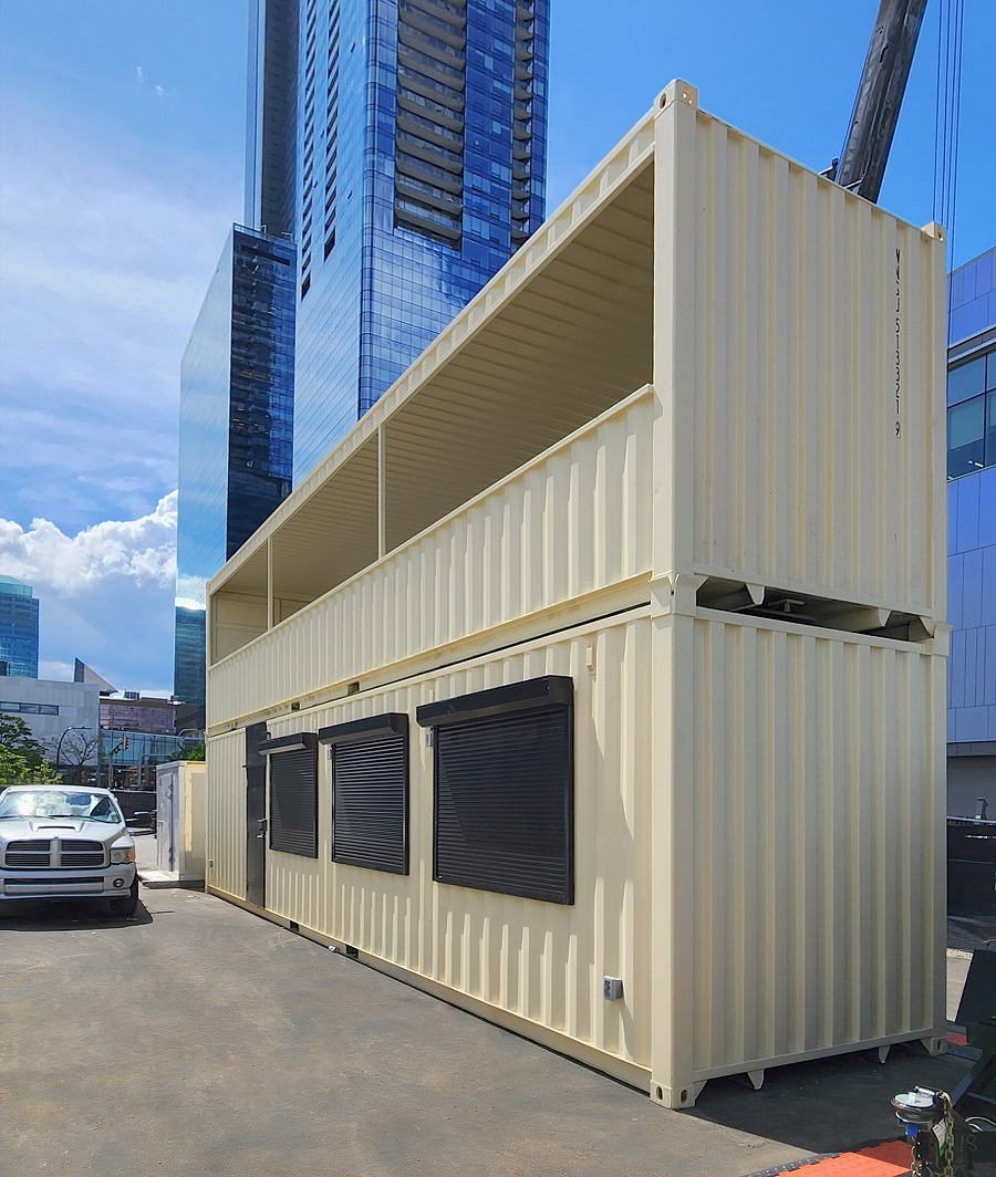 40&rsquo;HC VIP Area with Patio for the Oilers - Container Services Pty Ltd